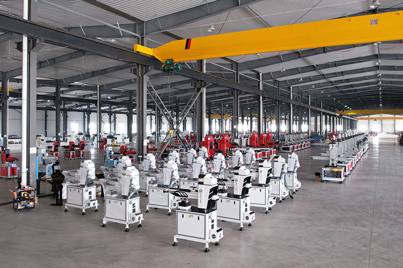 10/20KG擺臂式機(jī)械手總裝車(chē)間