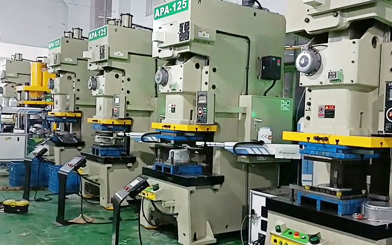 鈑金全自動沖壓生產線 鈑金全自動沖壓生產線